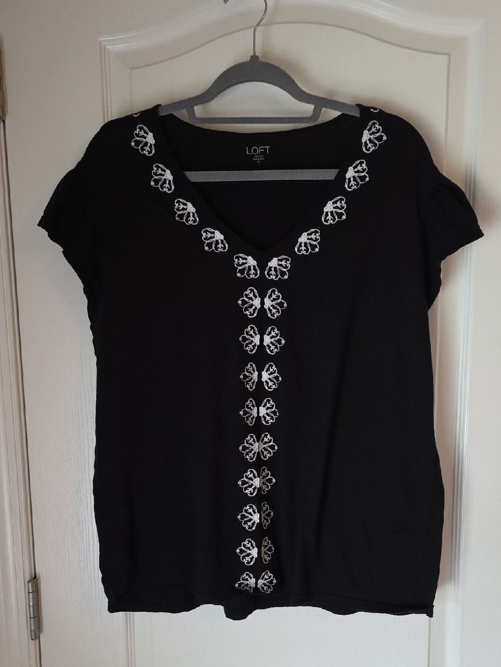 LOFT Black Short-Sleeve V-Neck T-Shirt with White Floral Embroidery